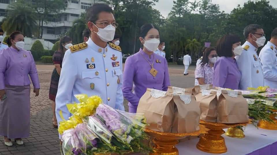 พช.ปราจีนบุรี ร่วมพิธีทำบุญตักบาตรถวายเป็นพระราชกุศล เนื่องในโอกาสวันเฉลิมพระชนมพรรษา สมเด็จพระนางเจ้าฯ พระบรมราชินี