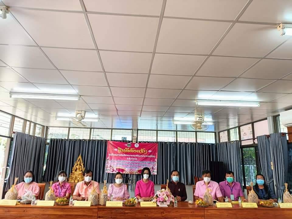 พช.ปราจีนบุรี คัดเลือกคนกองทุนพัฒนาบทบาทสตรีดีเด่นระดับจังหวัดและครัวเรือนสัมมาชีพตัวอย่าง ประจำปี 2565 อำเภอนาดี จังหวัดปราจีนบุรี