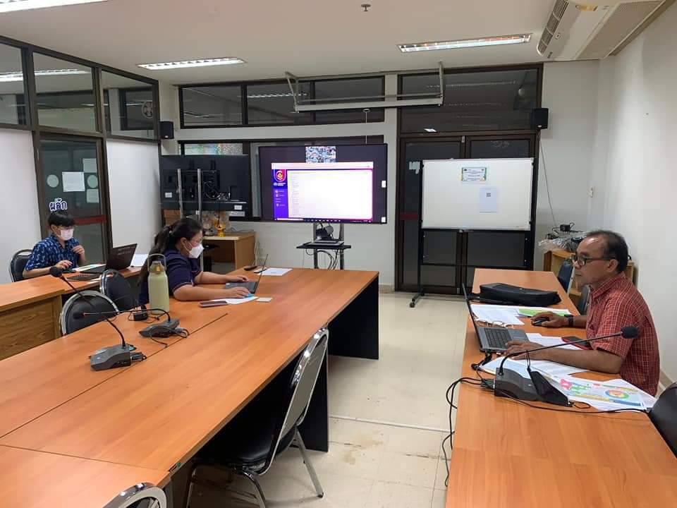 พช.ปราจีนบุรี เข้าร่วมฝึกอบรมระบบโปรแกรมบันทึกและประมวลผลข้อมูลความจำเป็นพื้นฐาน (จปฐ.) และข้อมูลพื้นฐานระดับหมู่บ้าน (กชช.2ค.)