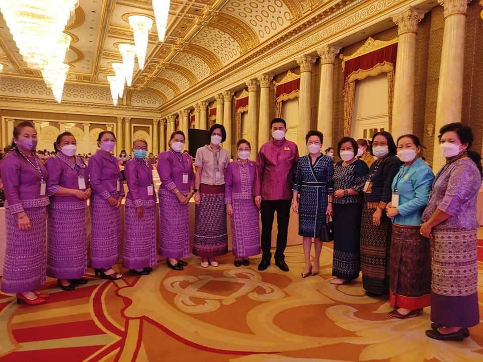 พช.ปราจีนบุรี ร่วมพิธีเปิดโครงการกองทุนพัฒนาบทบาทสตรี สร้างโอกาสด้านอาชีพสร้างสรรค์บทบาทสตรีสู่ความเข้มแข็งในชุมชน