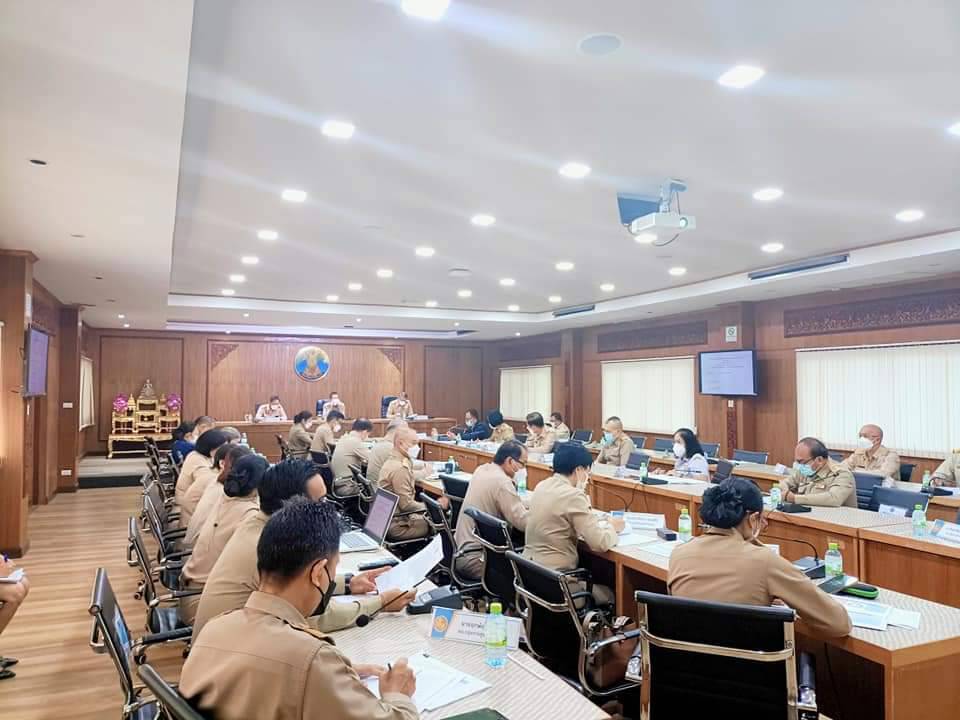 พช.ปราจีนบุรี ร่วมประชุมหัวหน้าส่วนราชการ ในสังกัดกระทรวงมหาดไทย และนายอำเภอ ครั้งที่ 6/2565 ประจำเดือน มิถุนายน 2565