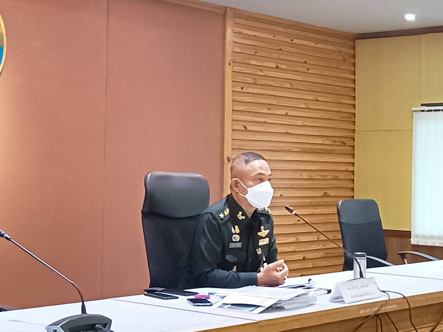 พช.ปราจีนบุรี ร่วมประชุมชี้แจงการทำแผนรองรับความมั่นคงในระดับตำบล (ประชาคมหมู่บ้าน)