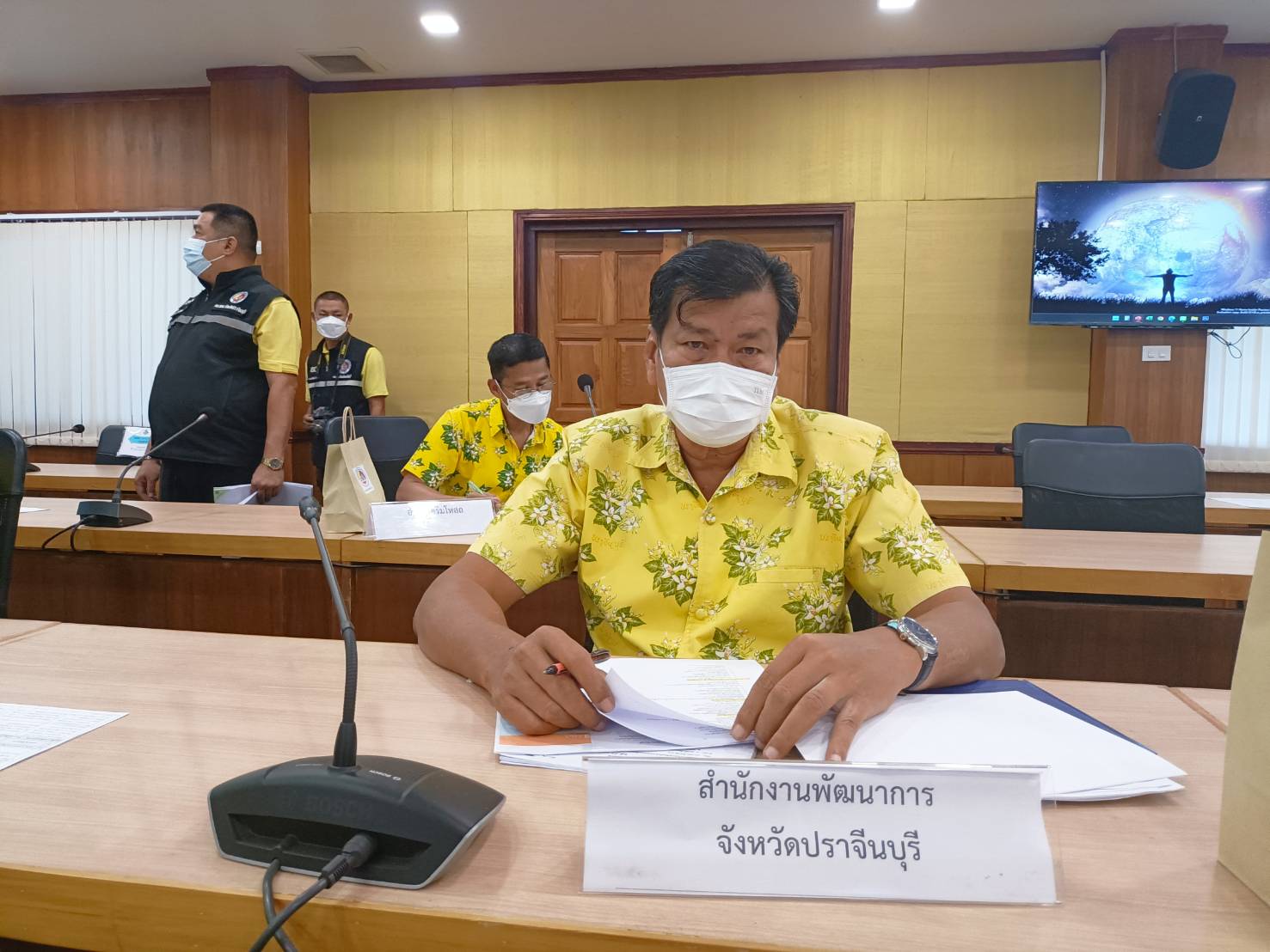 พช.ปราจีนบุรี ร่วมประชุมชี้แจงการทำแผนรองรับความมั่นคงในระดับตำบล (ประชาคมหมู่บ้าน)