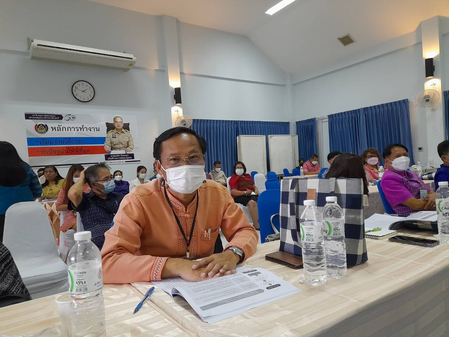 พช.ปราจีนบุรี ร่วม รวมพลังขับเคลื่อนประชารัฐ บูรณาการภาครัฐ ภาคเอกชน ภาคประชาชน ยกระดับเศรษฐกิจฐานราก สู่ความเข้มแข็ง มั่นคง มั่งคั่ง ยั่งยืน