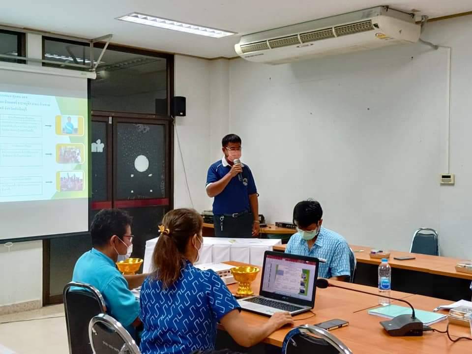 พช.ปราจีนบุรี ประชุมคณะกรรมการรับรองมาตรฐานการพัฒนาชุมชน จังหวัดปราจีนบุรีและกลุ่มเป้าหมายสมัคร มชช. และเจ้าหน้าที่พัฒนาชุมชนที่รับผิดชอบ ครั้งที่ 1/2565