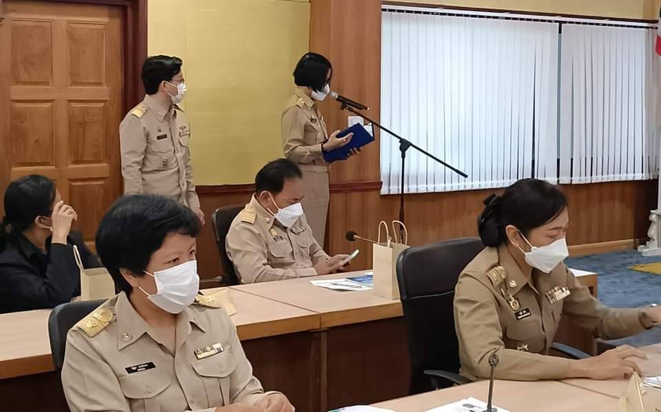 พช.ปราจีนบุรี มอบเกียรติบัตร กิจกรรมพัฒนาชุมชนดีเด่น ประจำปี 2565