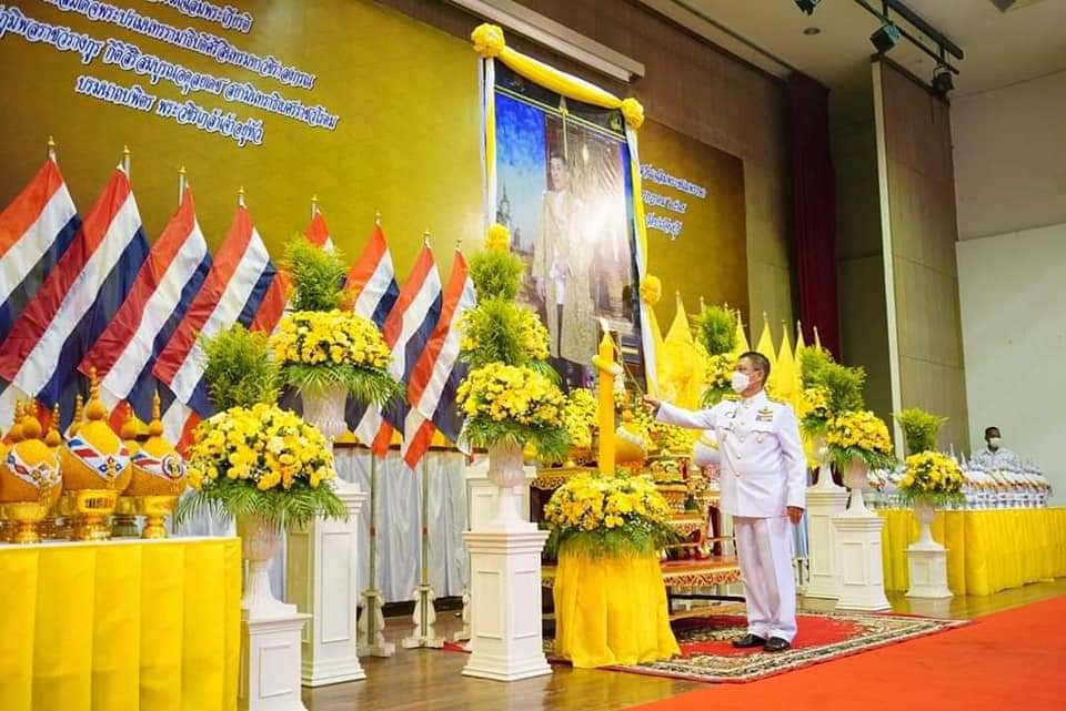 พช.ปราจีนบุรี ร่วมถวายเครื่องราชสักการะ วางพานพุ่ม และถวายพระพรชัยมงคล วันเฉลิมพระชนมพรรษา 70 พรรษา พระบาทสมเด็จพระเจ้าอยู่หัว 28 กรกฎาคม 2565