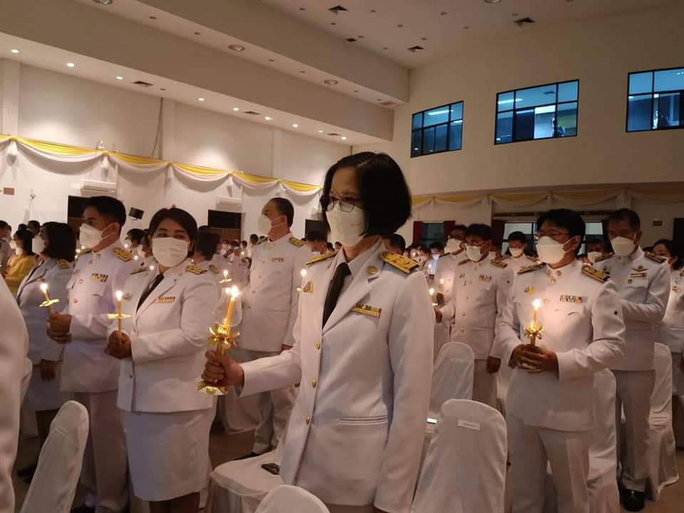พช.ปราจีนบุรี ร่วมถวายเครื่องราชสักการะ วางพานพุ่ม และถวายพระพรชัยมงคล วันเฉลิมพระชนมพรรษา 70 พรรษา พระบาทสมเด็จพระเจ้าอยู่หัว 28 กรกฎาคม 2565