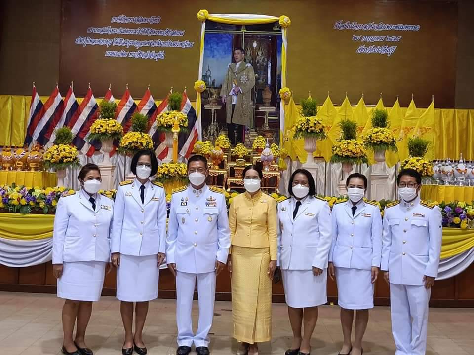 พช.ปราจีนบุรี ร่วมถวายเครื่องราชสักการะ วางพานพุ่ม และถวายพระพรชัยมงคล วันเฉลิมพระชนมพรรษา 70 พรรษา พระบาทสมเด็จพระเจ้าอยู่หัว 28 กรกฎาคม 2565