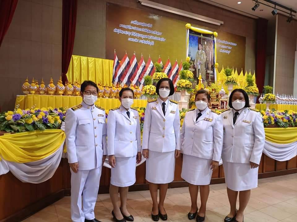 พช.ปราจีนบุรี ร่วมถวายเครื่องราชสักการะ วางพานพุ่ม และถวายพระพรชัยมงคล วันเฉลิมพระชนมพรรษา 70 พรรษา พระบาทสมเด็จพระเจ้าอยู่หัว 28 กรกฎาคม 2565