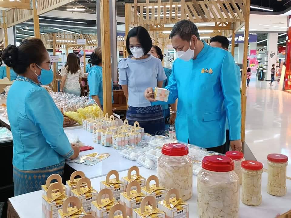 พช.ปราจีนบุรี ทดสอบตลาดผลิตภัณฑ์ OTOP เตรียมพร้อมลงเวทีระดับประเทศ