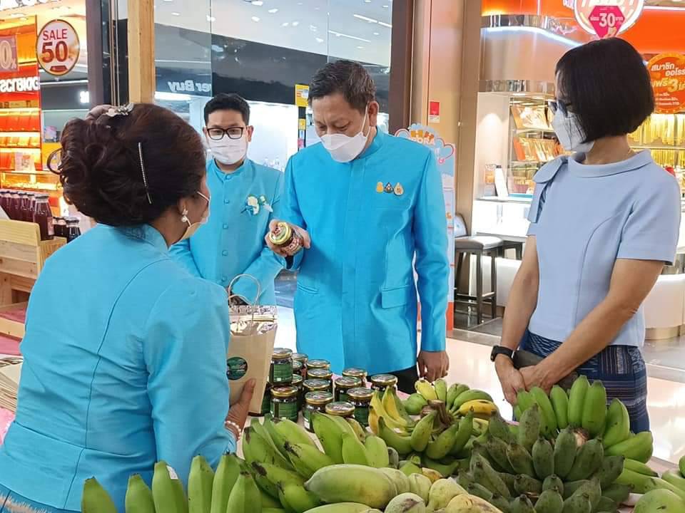 พช.ปราจีนบุรี ทดสอบตลาดผลิตภัณฑ์ OTOP เตรียมพร้อมลงเวทีระดับประเทศ