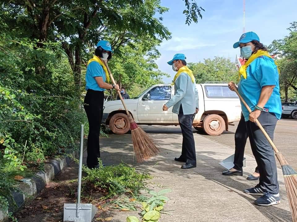 พช.ปราจีนบุรีดำเนินกิจกรรมจิตอาสาเฉลิมพระเกียรติสมเด็จพระนางเจ้าสิริกิติ์พระบรมราชินีนาถพระบรมราชชนนีพันปีหลวงเนื่องในโอกาสมหามงคลเฉลิมพระชนมพรรษา 90 พรรษา 12 สิงหาคม 2565