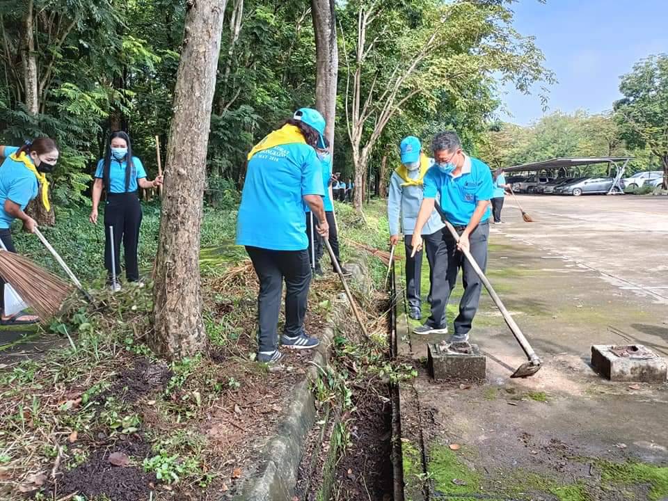 พช.ปราจีนบุรีดำเนินกิจกรรมจิตอาสาเฉลิมพระเกียรติสมเด็จพระนางเจ้าสิริกิติ์พระบรมราชินีนาถพระบรมราชชนนีพันปีหลวงเนื่องในโอกาสมหามงคลเฉลิมพระชนมพรรษา 90 พรรษา 12 สิงหาคม 2565
