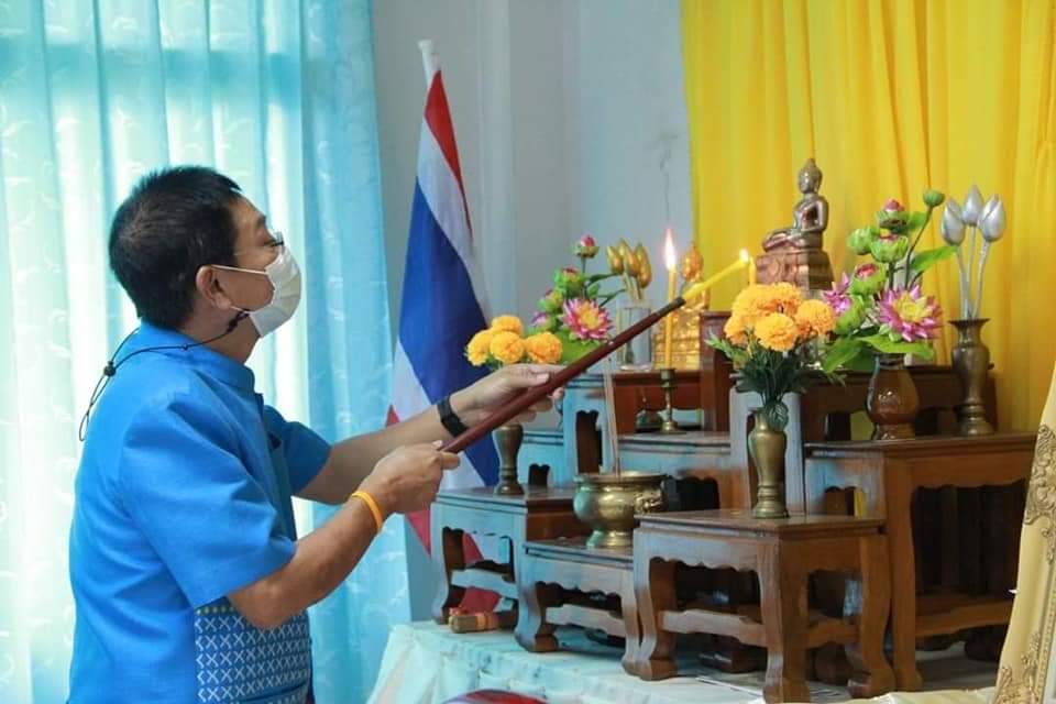 พช.ปราจีนบุรี ร่วมเปิดการฝึกอบรมตามโครงการส่งเสริมการประกอบอาชีพให้แก่ประชาชน ประจำปีงบประมาณ พ.ศ. 2565 (การทอผ้าลายอัตลักษณ์ “ปราจีนบุรี ศรีภูษา”)