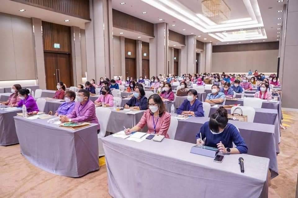 พช.ปราจีนบุรี โครงการเชิดชูเกียรติคนกองทุนพัฒนาบทบาทสตรี ประจำปี 2565