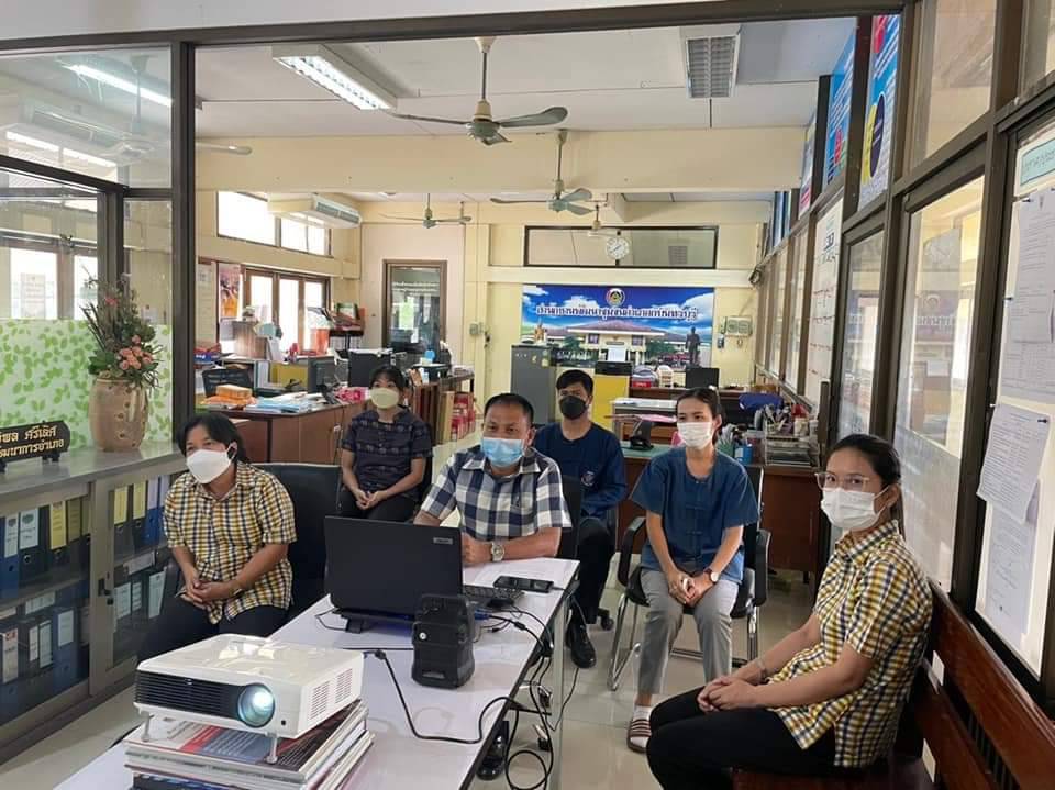 พช.ปราจีนบุรี ร่วมประชุมซักซ้อมแนวทางการตรวจสอบบัญชีเงินฝากธนาคาร และแนวทางการยืนยันลูกหนี้กองทุนพัฒนาบทบาทสตรี ผ่านระบบออนไลน์ (Zoom Cloud Meetings)
