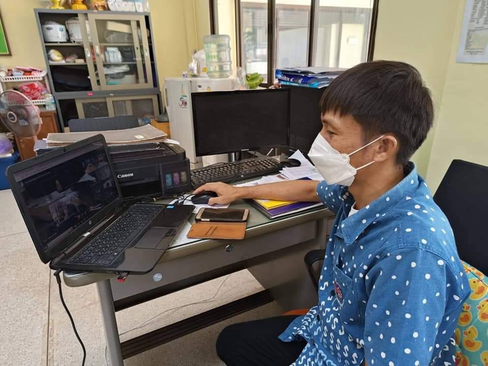 พช.ปราจีนบุรี ร่วมประชุมซักซ้อมแนวทางการตรวจสอบบัญชีเงินฝากธนาคาร และแนวทางการยืนยันลูกหนี้กองทุนพัฒนาบทบาทสตรี ผ่านระบบออนไลน์ (Zoom Cloud Meetings)