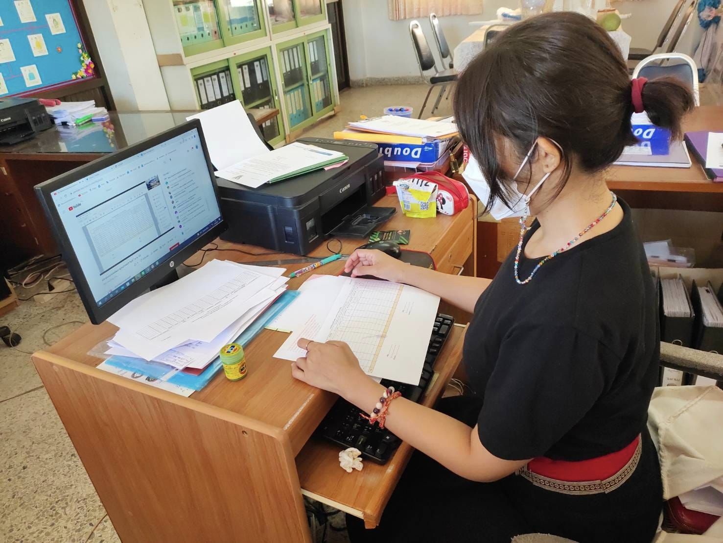 ♦️♦️”พช.ปราจีนบุรี ประชุมซักซ้อมแนวทางการยืนยันลูกหนี้เงินทุนหมุนเวียนกองทุนพัฒนาบทบาทสตรี ผ่านระบบออนไลน์ (Zoom cloud Meeting)”
