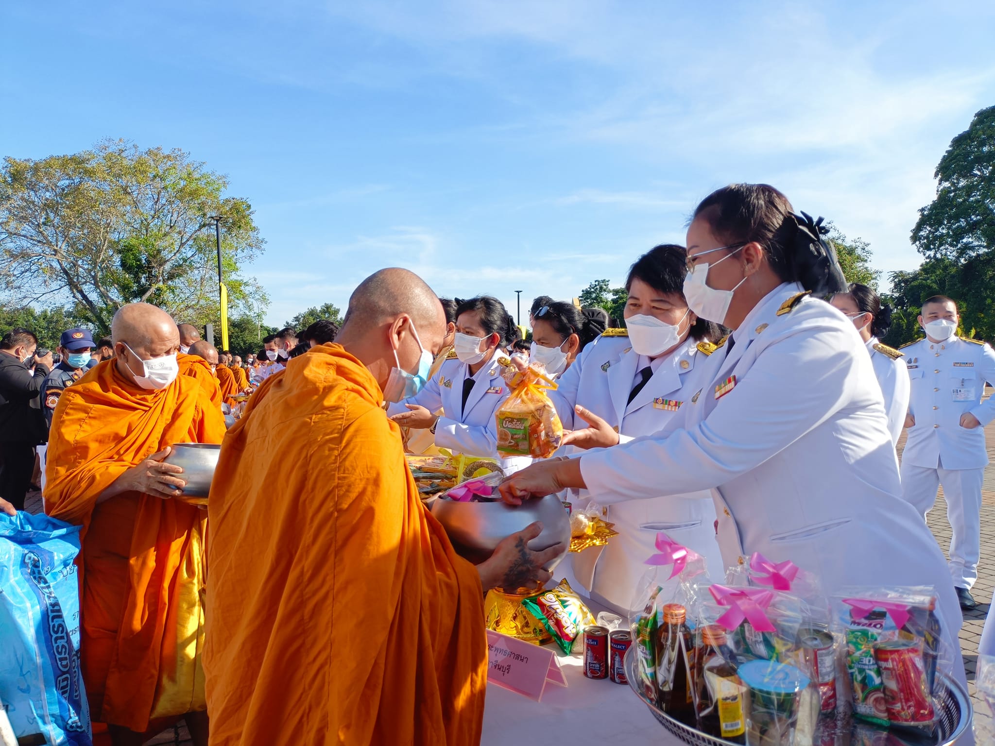 ??”พช.ปราจีนบุรี ร่วมกิจกรรมน้อมรำลึกในพระมหากรุณาธิคุณ เนื่องในวันคล้ายวันสวรรคต พระบาทสมเด็จพระบรมชนกาธิเบศร มหาภูมิพลอดุลยเดชมหาราช บรมนาถบพิตร”