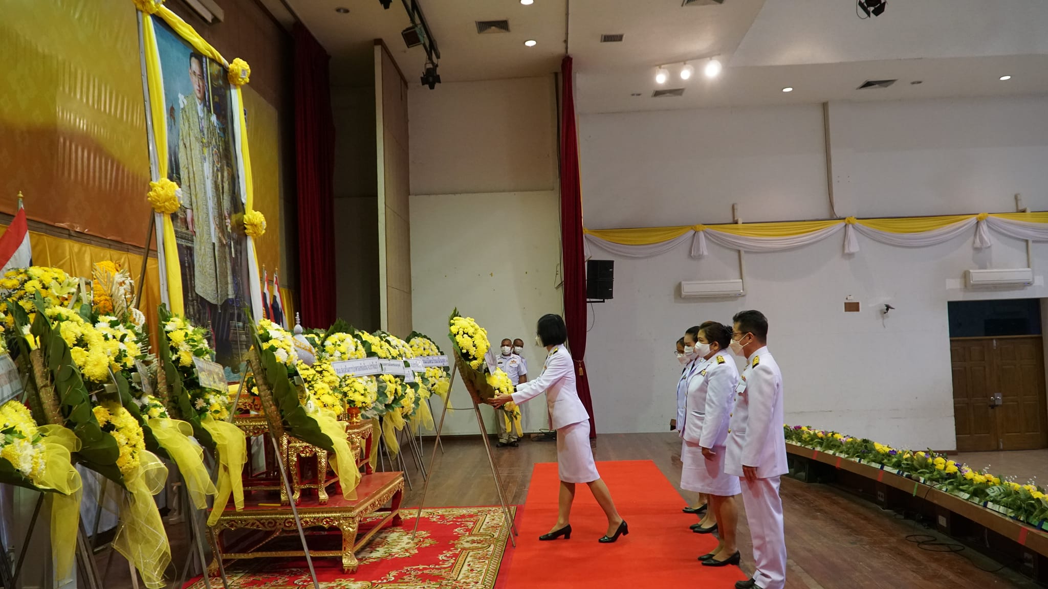 ?”พช.ปราจีนบุรี ร่วมพิธีน้อมรำลึกในพระมหากรุณาธิคุณพระบาทสมเด็จพระบรมชนกาธิเบศรมหาภูมิพลอดุลยเดชมหาราชบรมนาถบพิตร เนื่องในวันคล้ายวันสวรรคต 13 ตุลาคม”?