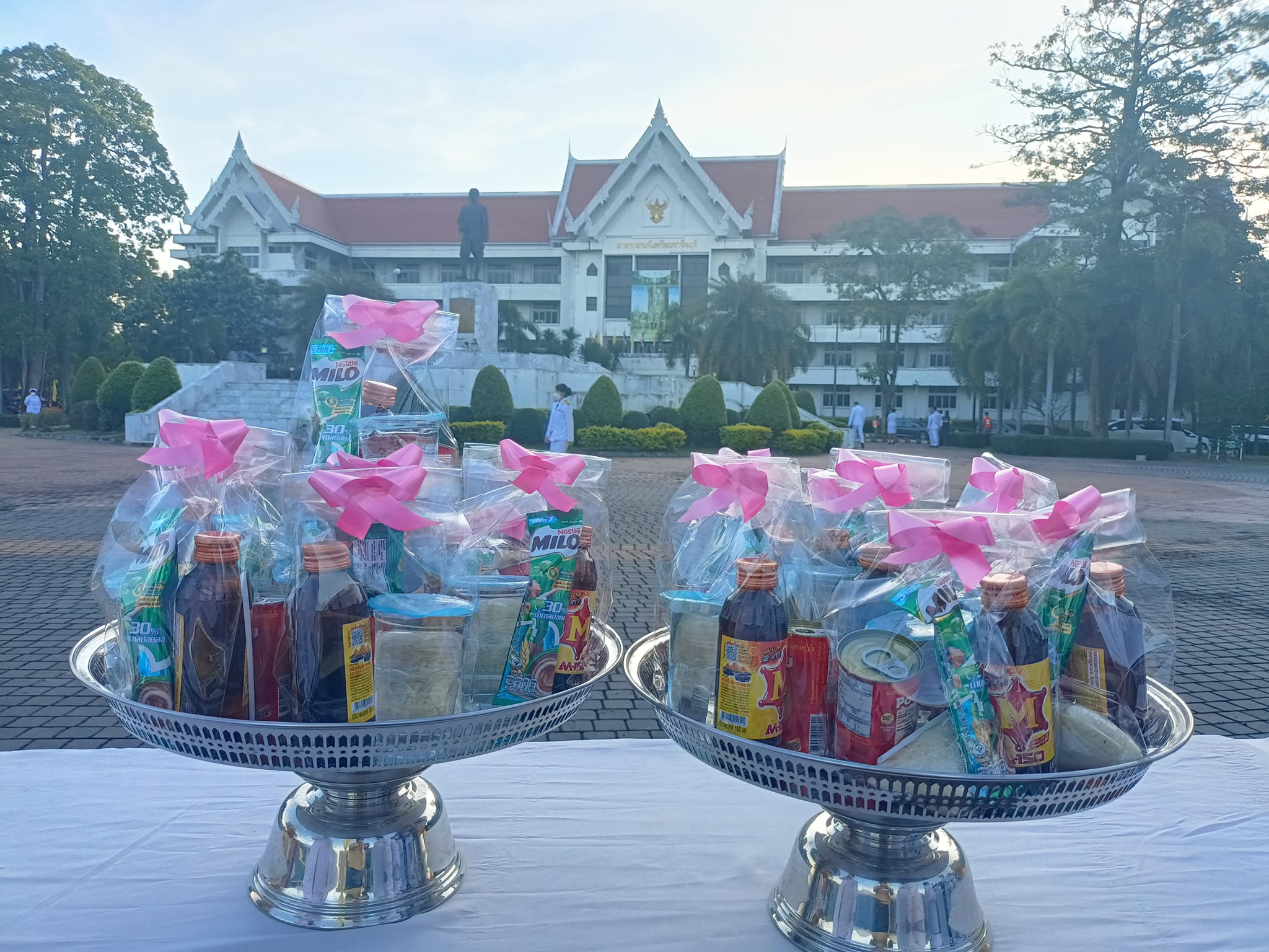 ??”พช.ปราจีนบุรี ร่วมกิจกรรมน้อมรำลึกในพระมหากรุณาธิคุณ เนื่องในวันคล้ายวันสวรรคต พระบาทสมเด็จพระบรมชนกาธิเบศร มหาภูมิพลอดุลยเดชมหาราช บรมนาถบพิตร”