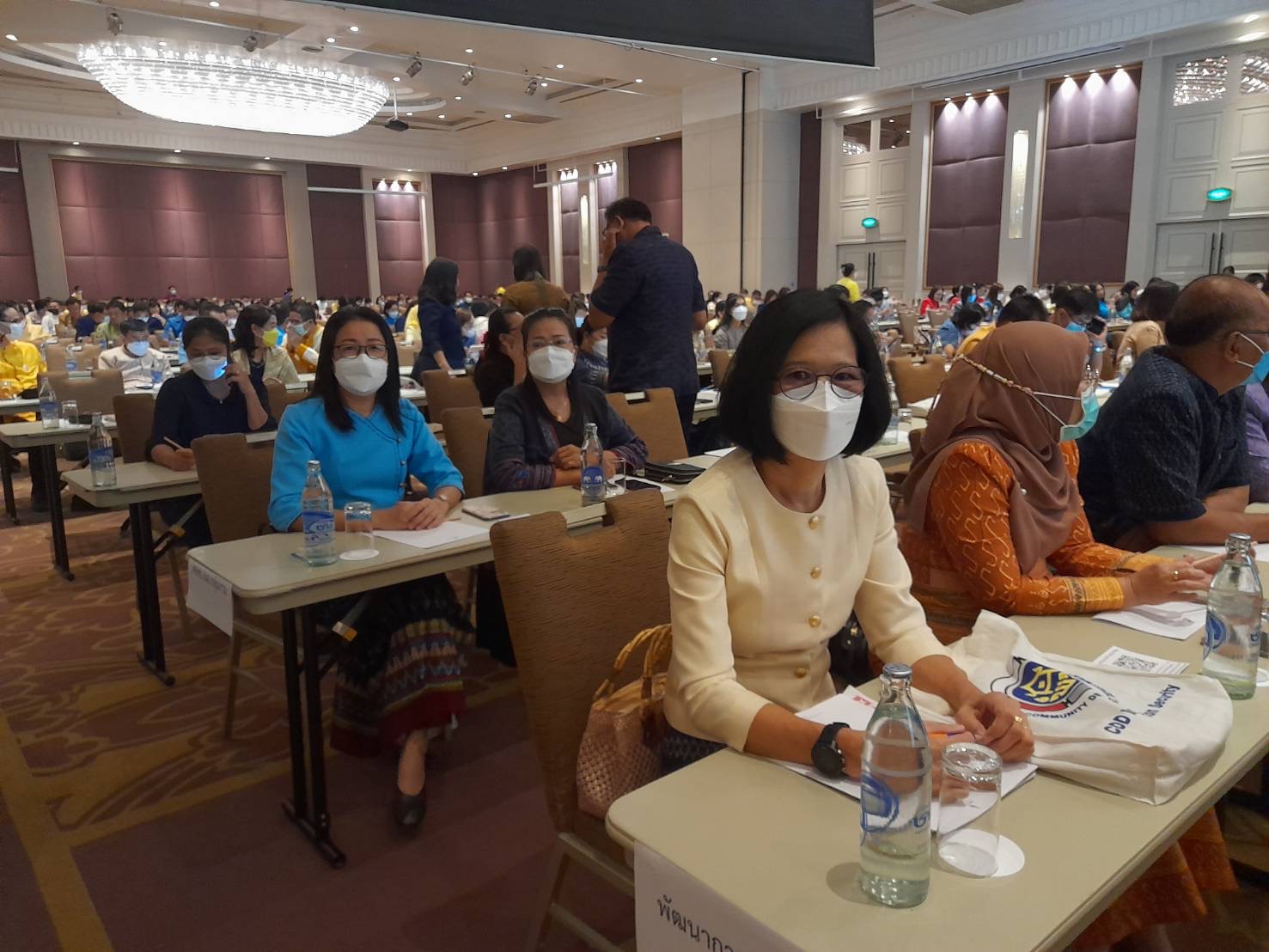 ??”พช.ปราจีนบุรี ร่วมอบรมโครงการสนับสนุนการขับเคลื่อนนโยบายสู่การปฏิบัติ ประจำปี 2566 กิจกรรมที่ 1 การประชุมมอบนโยบายและแนวทางการดำเนินงานพัฒนาชุมชน ประจำปีงบประมาณ พ.ศ.2566″