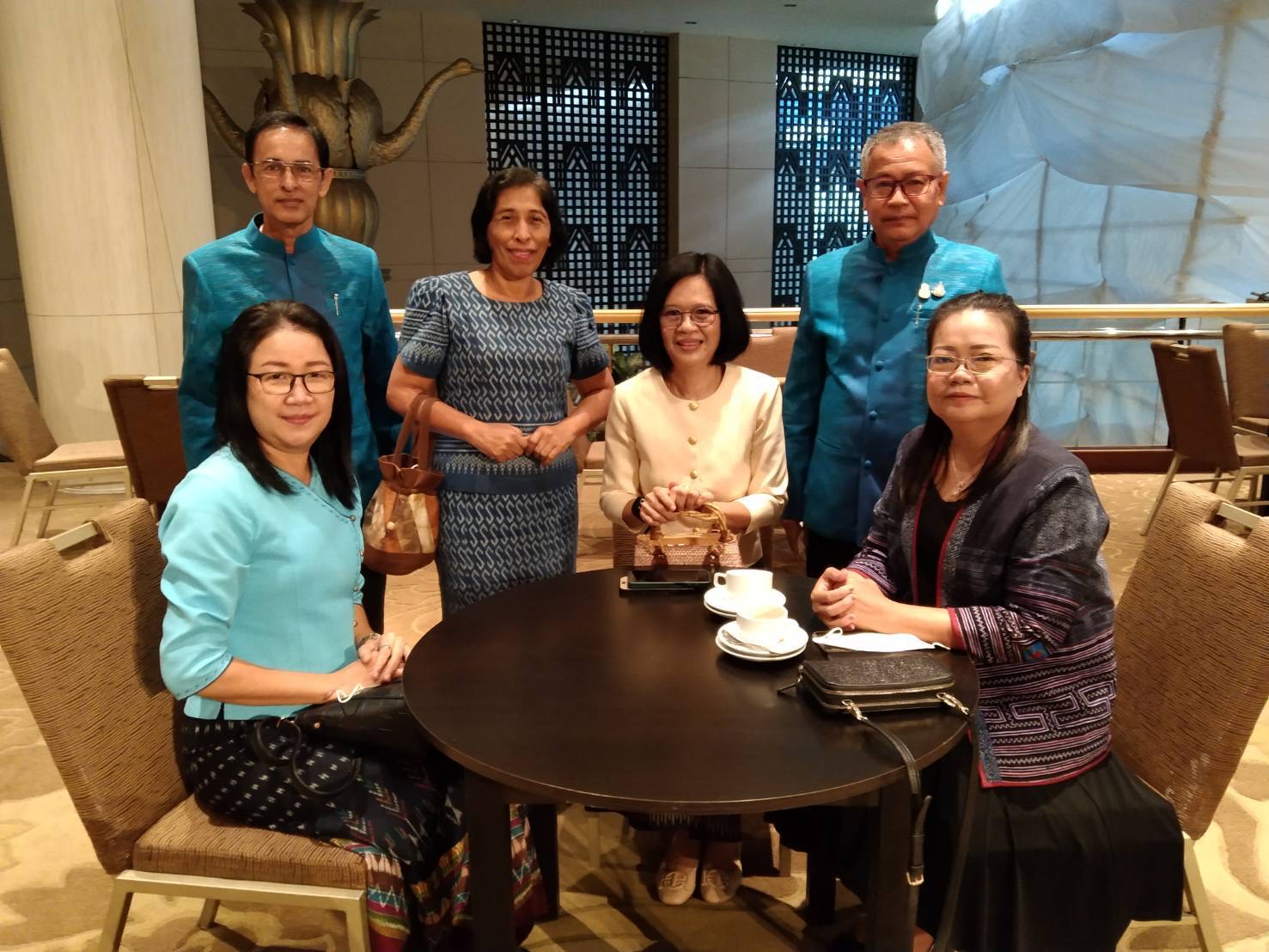 ??”พช.ปราจีนบุรี ร่วมอบรมโครงการสนับสนุนการขับเคลื่อนนโยบายสู่การปฏิบัติ ประจำปี 2566 กิจกรรมที่ 1 การประชุมมอบนโยบายและแนวทางการดำเนินงานพัฒนาชุมชน ประจำปีงบประมาณ พ.ศ.2566″