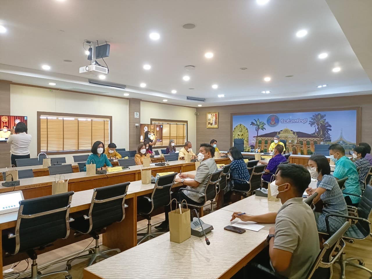 ✨✨”พช. ปราจีนบุรี ร่วมประชุมขับเคลื่อนและติดตามนโยบายของรัฐบาลและการกิจสำคัญของกระทรวงมหาดไทย ประจำปีงบประมาณ พ.ศ. 2566 (เดือนพฤศจิกายน 2565)”