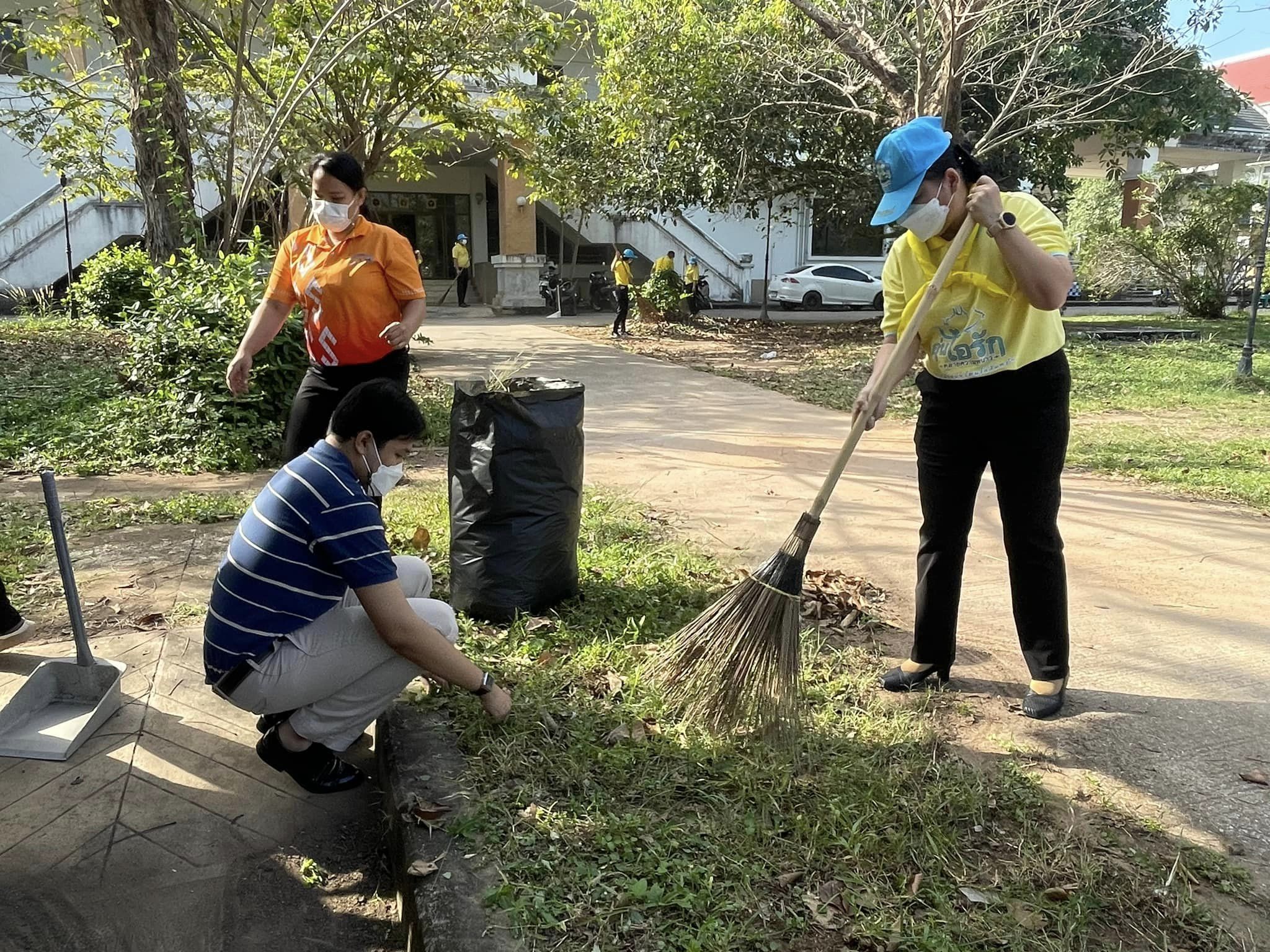 ✨✨”พช.ปราจีนบุรี ร่วมกิจกรรมจิตอาสาบำเพ็ญสาธารณะประโยชน์ เนื่องในวันคล้ายวันพระราชสมภพ พระบาทสมเด็จพระบรมชนกาธิเบศร มหาภูมิพลอดุลยเดชมหาราช บรมนาถบพิตร”