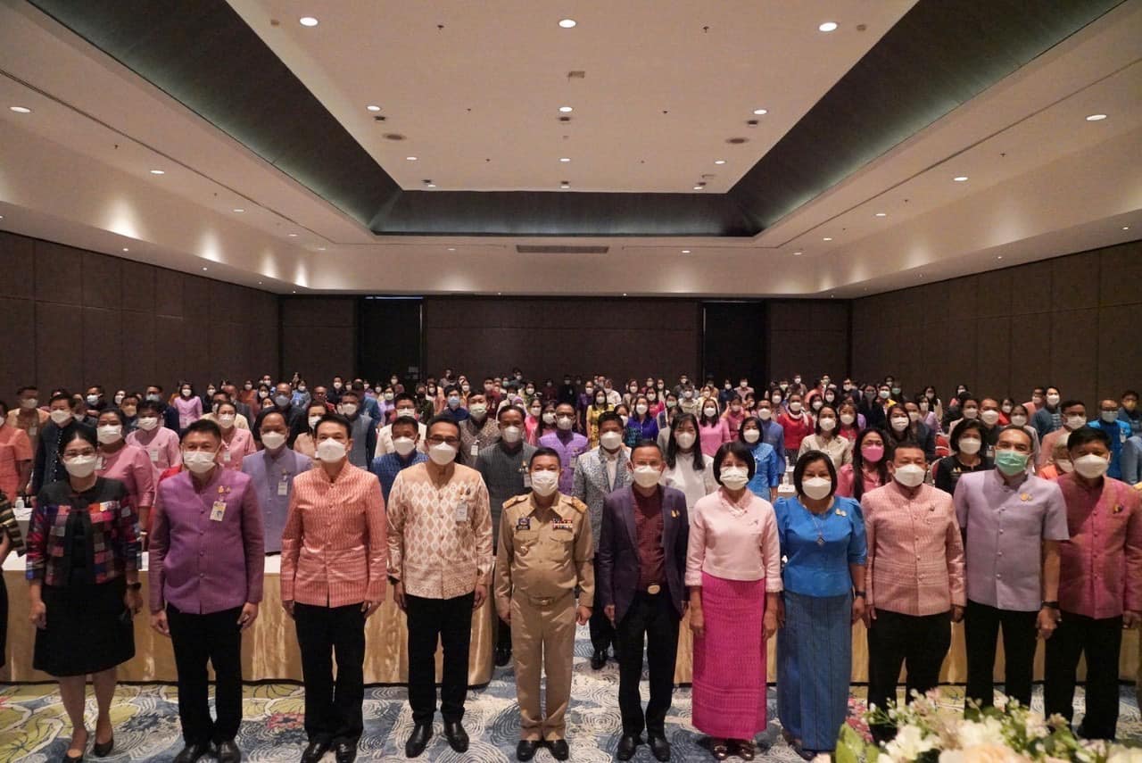 ✨✨”พช.ปราจีนบุรี ร่วมประชุมเชิงปฏิบัติการสร้างความเข้าใจการขับเคลื่อนการขจัดความยากจนในระดับพื้นที่”