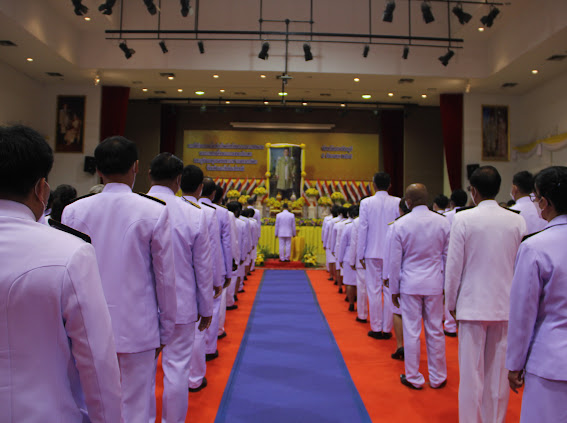 ??”พช.ปราจีนบุรี ร่วมพิธีเนื่องในวันคล้ายวันพระบรมราชสมภพพระบาทสมเด็จพระบรมชนกาธิเบศร อดุลยเดชมหาราช บรมนาถบพิตร วันชาติ และวันพ่อแห่งชาติ”