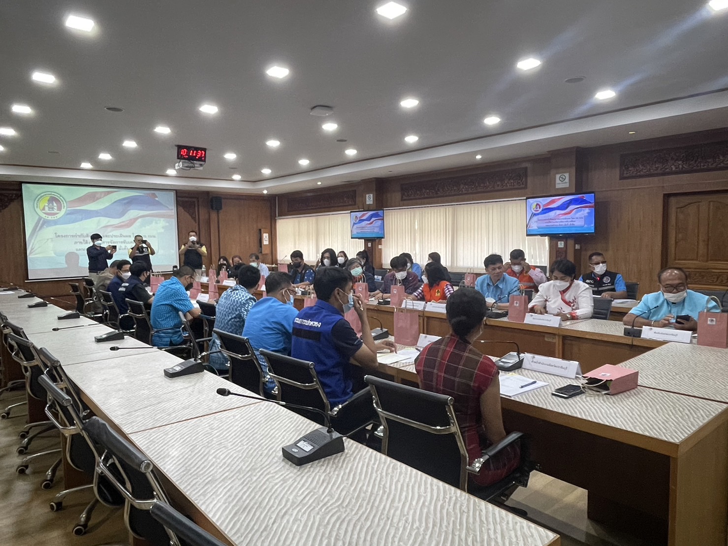 ✨✨”พช.ปราจีนบุรี ร่วมประชุมโครงการกำกับติดตาม และประเมินผล “แผนงานตำบล มั่นคง มั่งคั่ง ยั่งยืน” ของจังหวัดหวัดปราจีนบุรี”