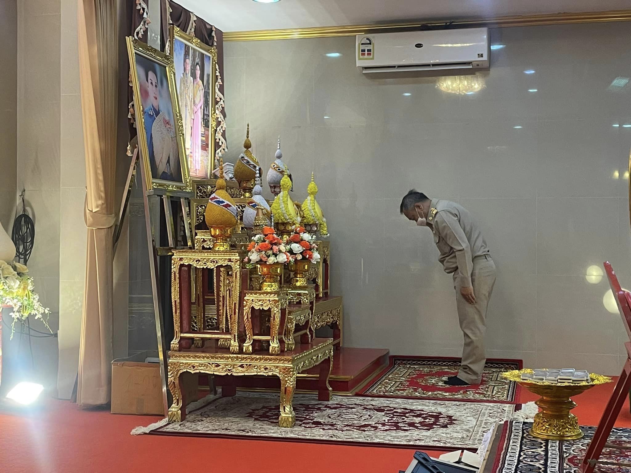 ✨✨”พช.ปราจีนบุรี ร่วมพิธีลาสิกขา โครงการบรรพชาอุปสมบท 99 รูป ถวายพระพรชัยมงคลแด่สมเด็จพระเจ้าลูกเธอ เจ้าฟ้าพัชรกิติยาภา นเรนทิราเทพยวดี กรมหลวงราชสาริณีสิริพัชร มหาวัชรราชธิดา กระทรวงมหาดไทย”