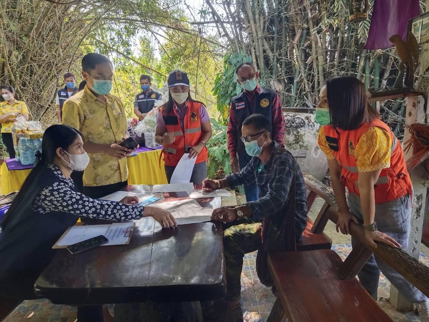 ✨✨”พช.ปราจีนบุรี โดยมูลนิธิกองทุนช่วยเหลือผู้ประสบภัยพิบัติจังหวัดปราจีนบุรี  ร่วมนำเงินช่วยเหลือ มอบให้ครอบครัวที่ประสบเหตุอัคคีภัย ในพื้นที่อำเภอกบินทร์บุรี จังหวัดปราจีนบุรี”