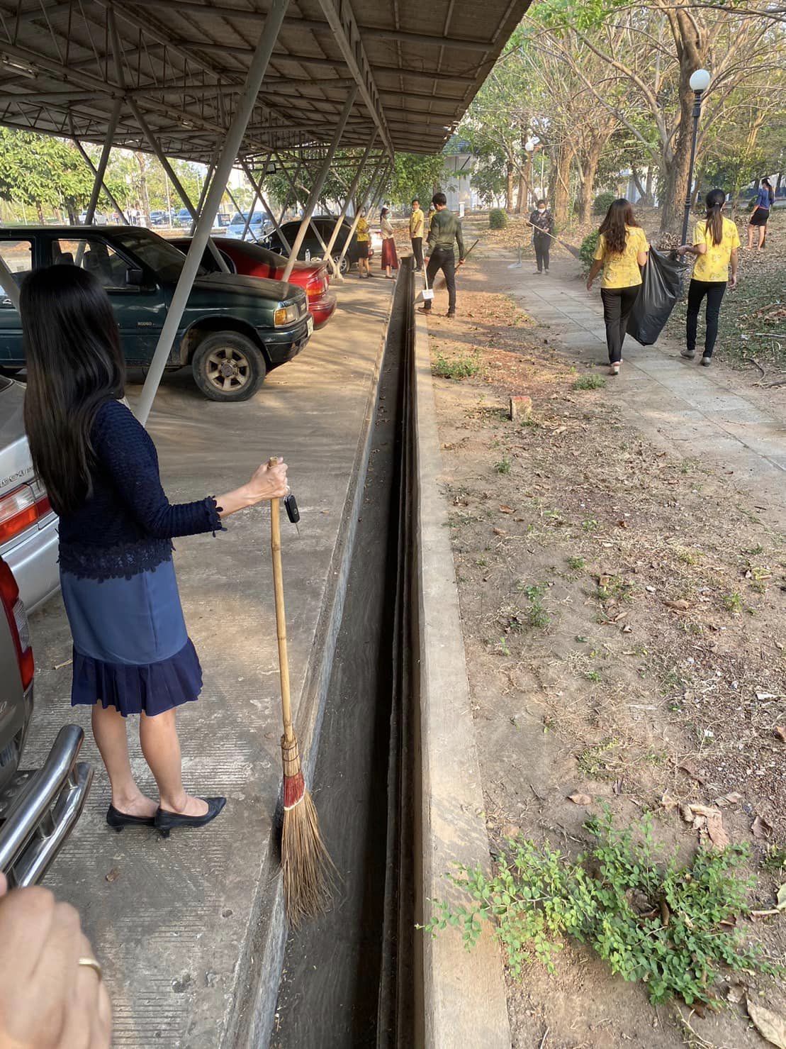 ✨✨”พช.ปราจีนบุรี ร่วมกิจกรรมทำความสะอาดสถานที่ตั้งของหน่วยงานและบริเวณ โดยรอบเป็นประจำทุกวันพุธ”