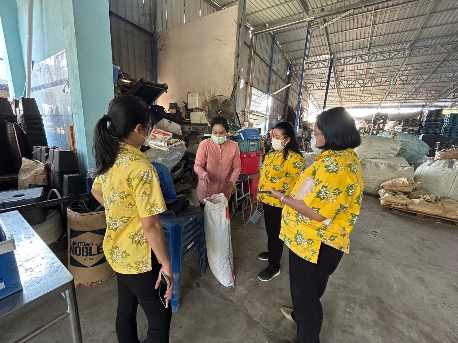 ✨✨”พช.ปราจีนบุรี ติดตามการดำเนินงานโครงการที่สมาชิกได้รับการสนับสนุนเงินจากกองทุนพัฒนาบทบาทสตรีจังหวัดปราจีนบุรี ประเภทเงินทุนหมุนเวียน ในปีงบประมาณ พ.ศ 2566″