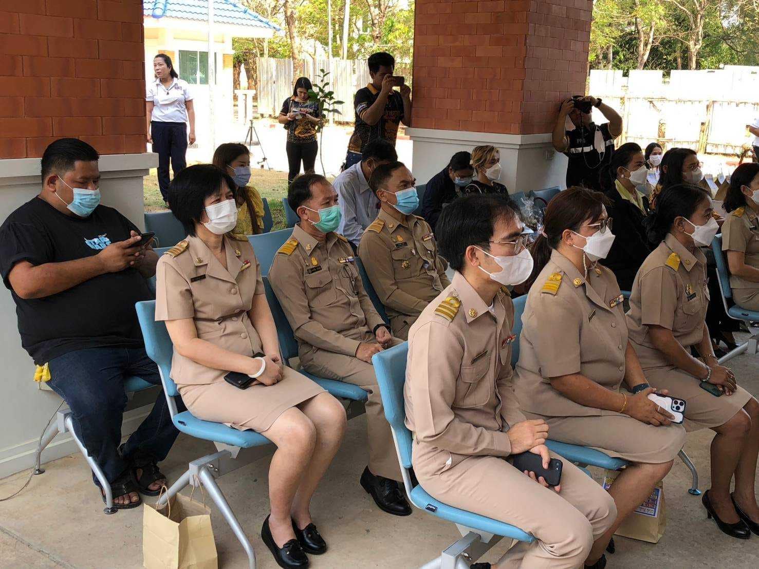✨✨”พช.ปราจีนบุรี ร่วมเป็นเกียรติในการแถลงข่าวการจัดงานจำหน่ายสินค้าอุปโภคบริโภคราคาประหยัดให้แก่ประชาชน ตามโครงการพาณิชย์…. ลดราคา! ออนทัวร์ ทั่วไทย จังหวัดปราจีนบุรี″