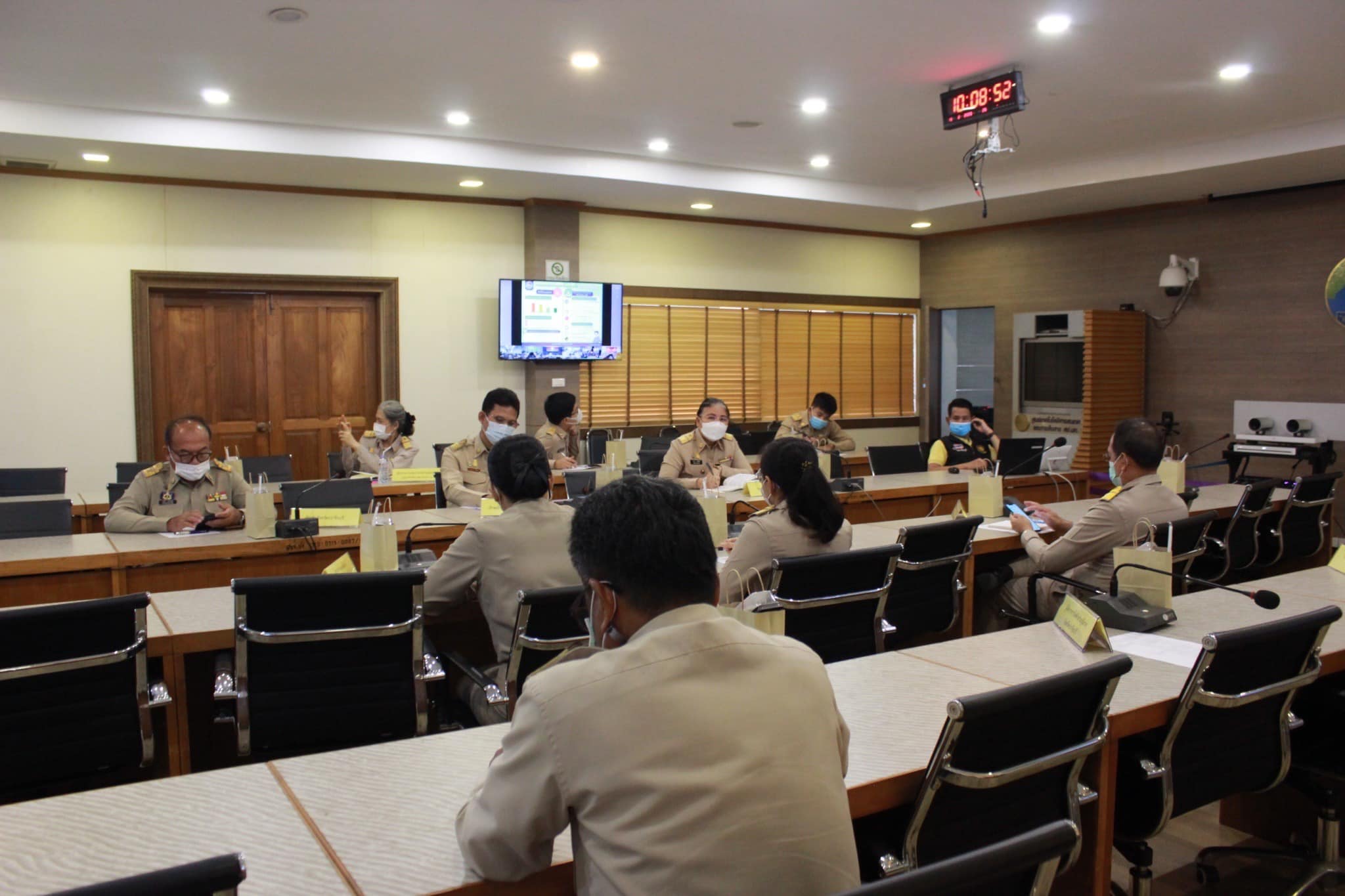 ✨✨”พช.ปราจีนบุรี ร่วมประชุมขับเคลื่อนและติดตามนโยบายของรัฐบาลและภารกิจสำคัญของกระทรวงมหาดไทย ประจำปีงบประมาณ พ.ศ. 2566 (เดือน กุมภาพันธ์ 2566) ผ่านระบบ Video Conference System(VCS)″