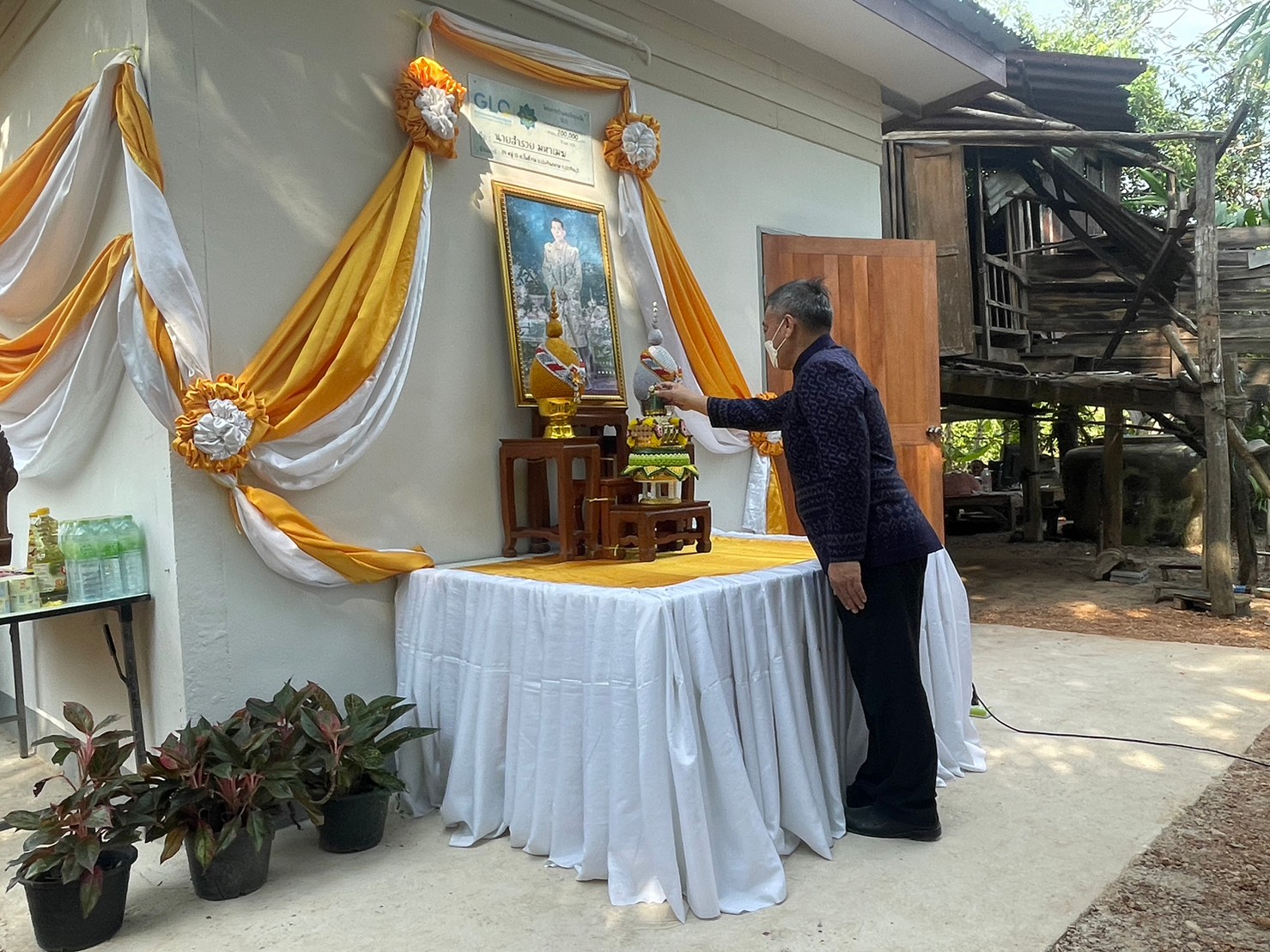 ??”จังหวัดปราจีนบุรี มอบบ้านโครงการบ้านห่วงใยจากใจ GLO (สำนักงานสลากกินแบ่งรัฐบาล) ประจำปี 2565 ให้แก่ครัวเรือนเป้าหมาย อำเภอประจันตคาม”