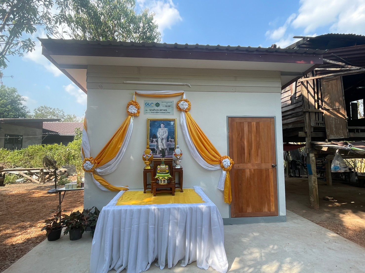 ??”จังหวัดปราจีนบุรี มอบบ้านโครงการบ้านห่วงใยจากใจ GLO (สำนักงานสลากกินแบ่งรัฐบาล) ประจำปี 2565 ให้แก่ครัวเรือนเป้าหมาย อำเภอประจันตคาม”