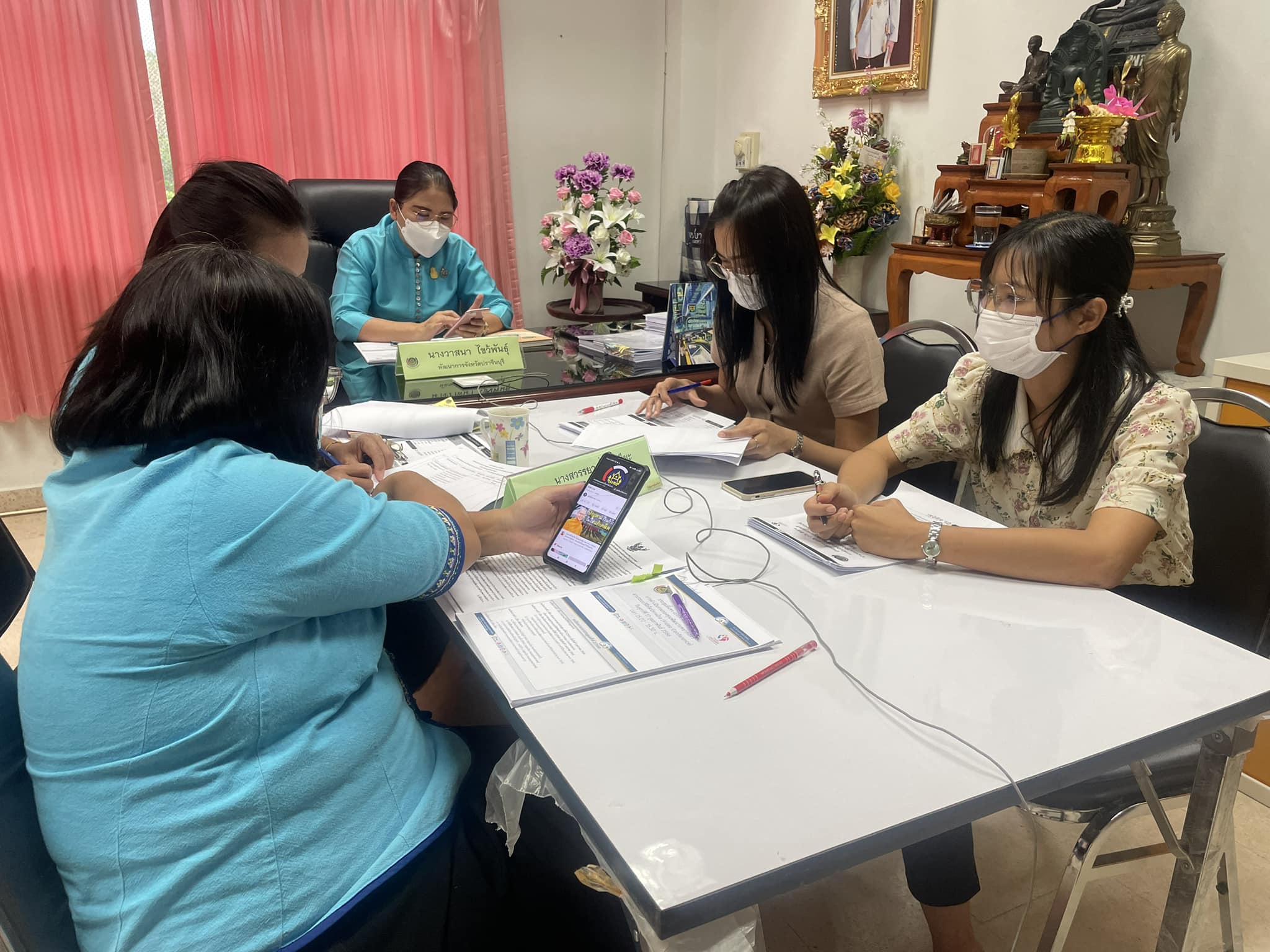??”พช.ปราจีนบุรี ร่วมรับฟังการประชุมชี้แจง เร่งรัด กำกับ ติดตามการดำเนินงานกองทุนพัฒนาบทบาทสตรีผ่านระบบวีดิทัศน์ทางไกล (Video Conference) ครั้งที่ 2/2566″