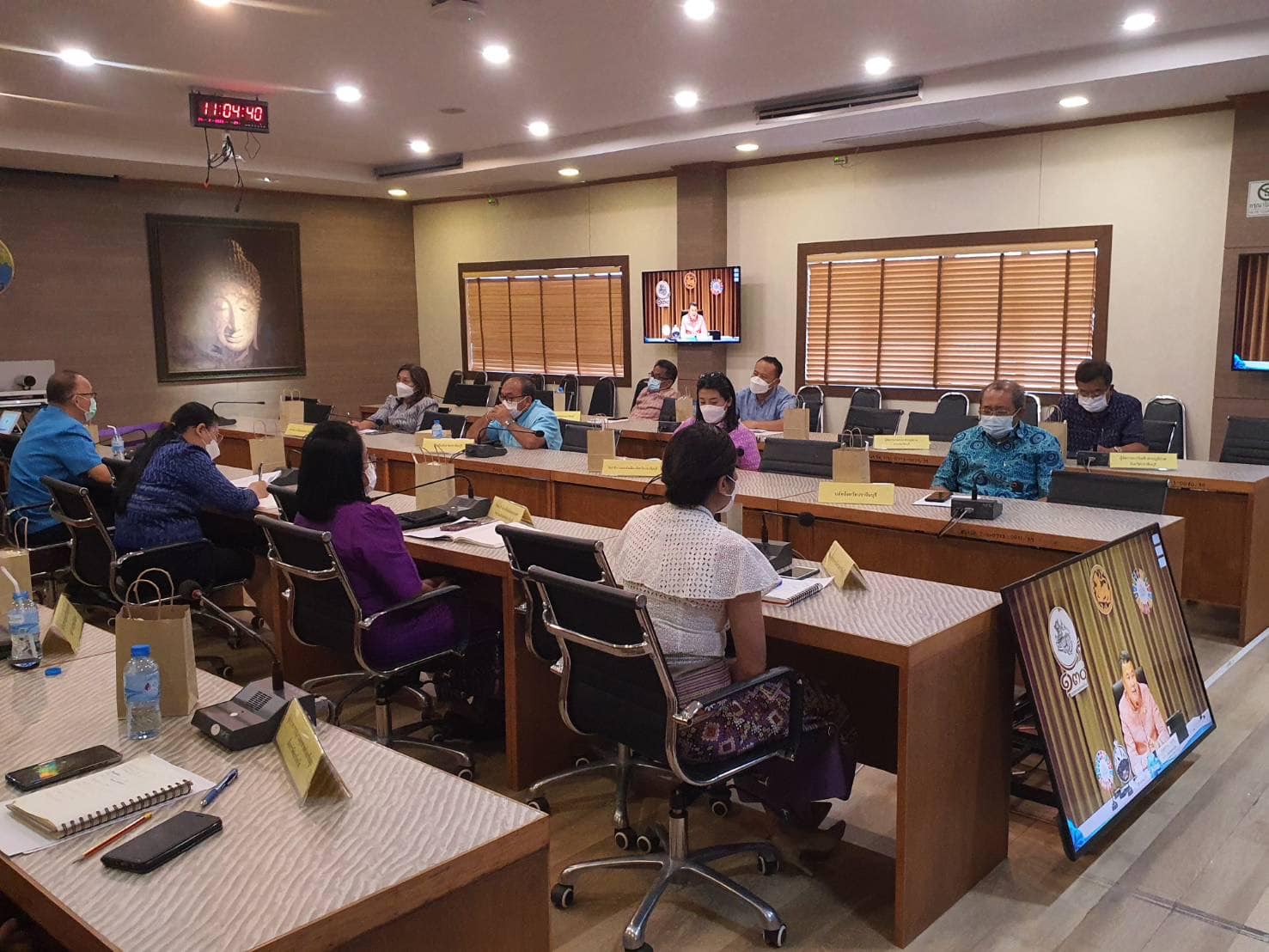 ✨✨”พช.ปราจีนบุรี ร่วมประชุมขับเคลื่อนและติดตามนโยบายของรัฐบาลและภารกิจสำคัญของกระทรวงมหาดไทย ประจำปีงบประมาณ พ.ศ. 2566 (เดือน กุมภาพันธ์ 2566) ผ่านระบบ Video Conference System(VCS)″