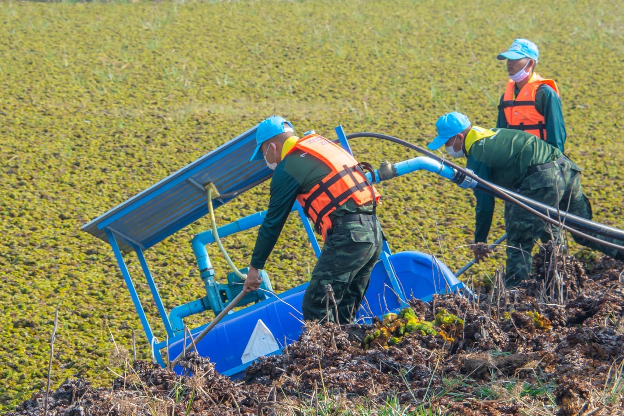 ✨✨”พช.ปราจีนบุรี ร่วมกิจกรรมจิตอาสาต้านภัยแล้ง เนื่องในวันที่ระลึกพระบาทสมเด็จพระพุทธเลิศหล้านภาลัย”