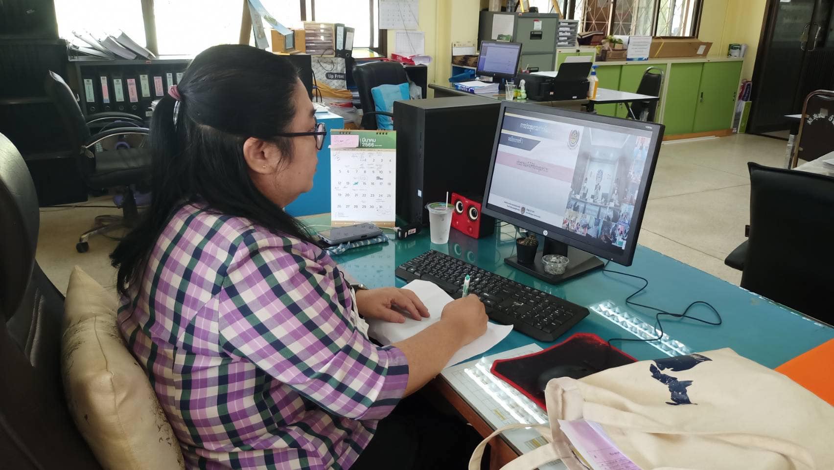 ✨✨”พช.ปราจีนบุรี ร่วมประชุมกรมการพัฒนาชุมชน ครั้งที่ 2/2566 ผ่านระบบ Video Conference System(VCS)”