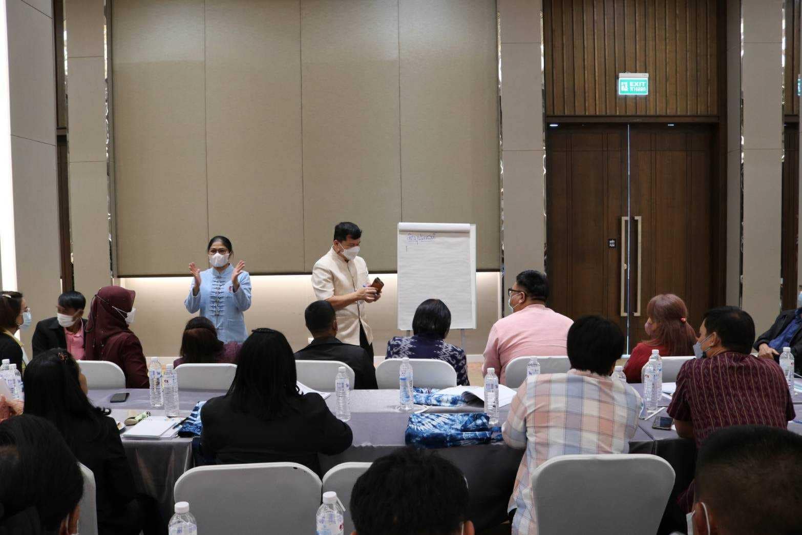 ✨✨”พช.ปราจีนบุรี ร่วมกิจกรรมประชุมเชิงปฏิบัติการเตรียมความพร้อมคณะกรรมการเครือข่ายกลุ่มออมทรัพย์เพื่อการผลิต″