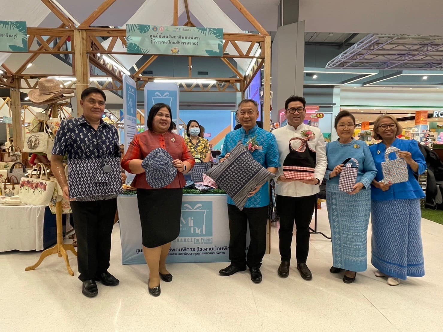 ✨✨”พช.ปราจีนบุรี ร่วมงานวันผู้สูงอายุและวันครอบครัวจังหวัดปราจีนบุรี ประจำปี 2566 “พลังผู้สูงวัย…พลังใจครอบครัว”“