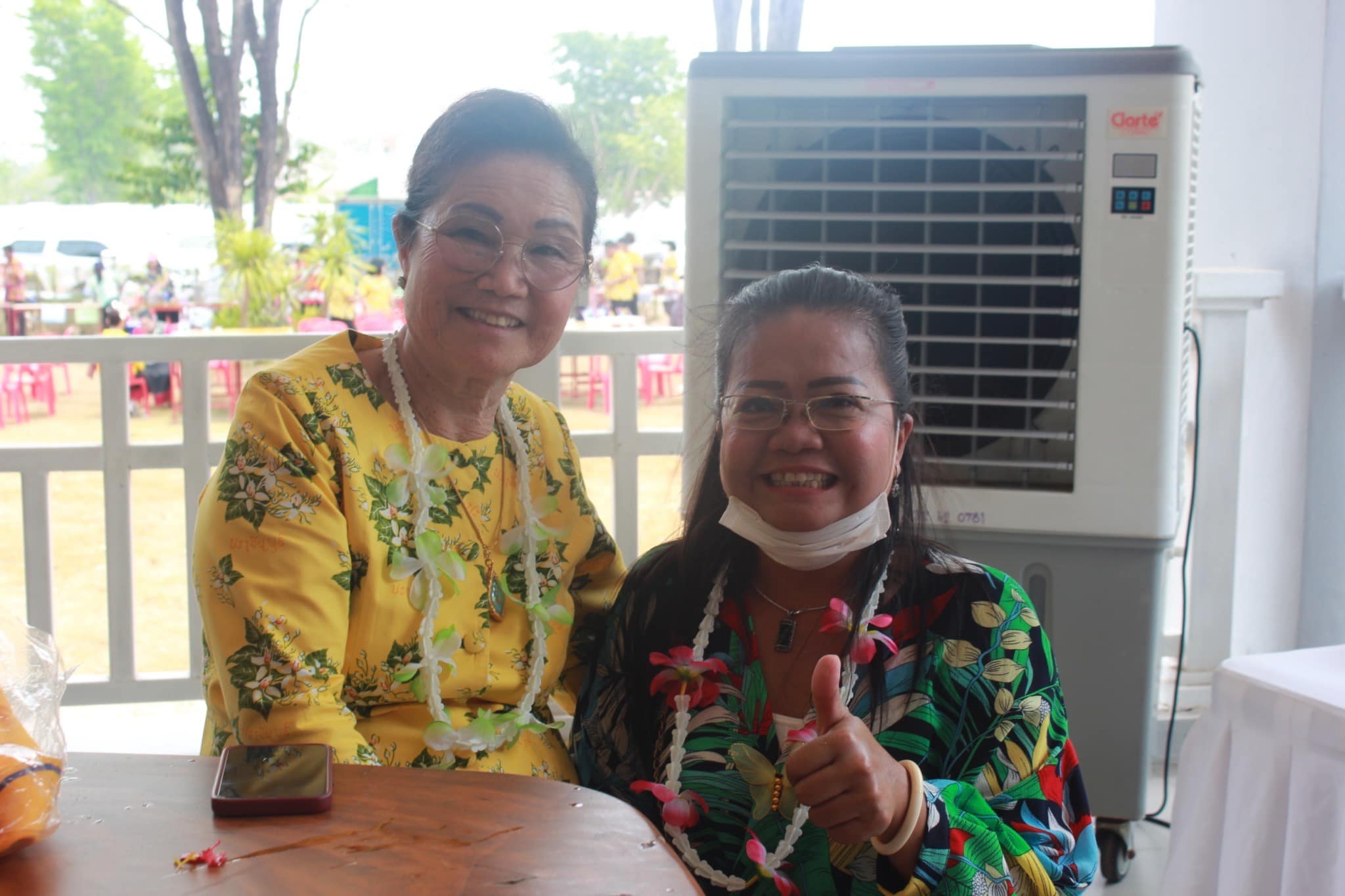 ✨✨”พช.ปราจีนบุรี ร่วมพิธีรดน้ำขอพรจากผู้ว่าราชการจังหวัดปราจีนบุรี เนื่องในประเพณีสงกรานต์ ประจำปี 2566″