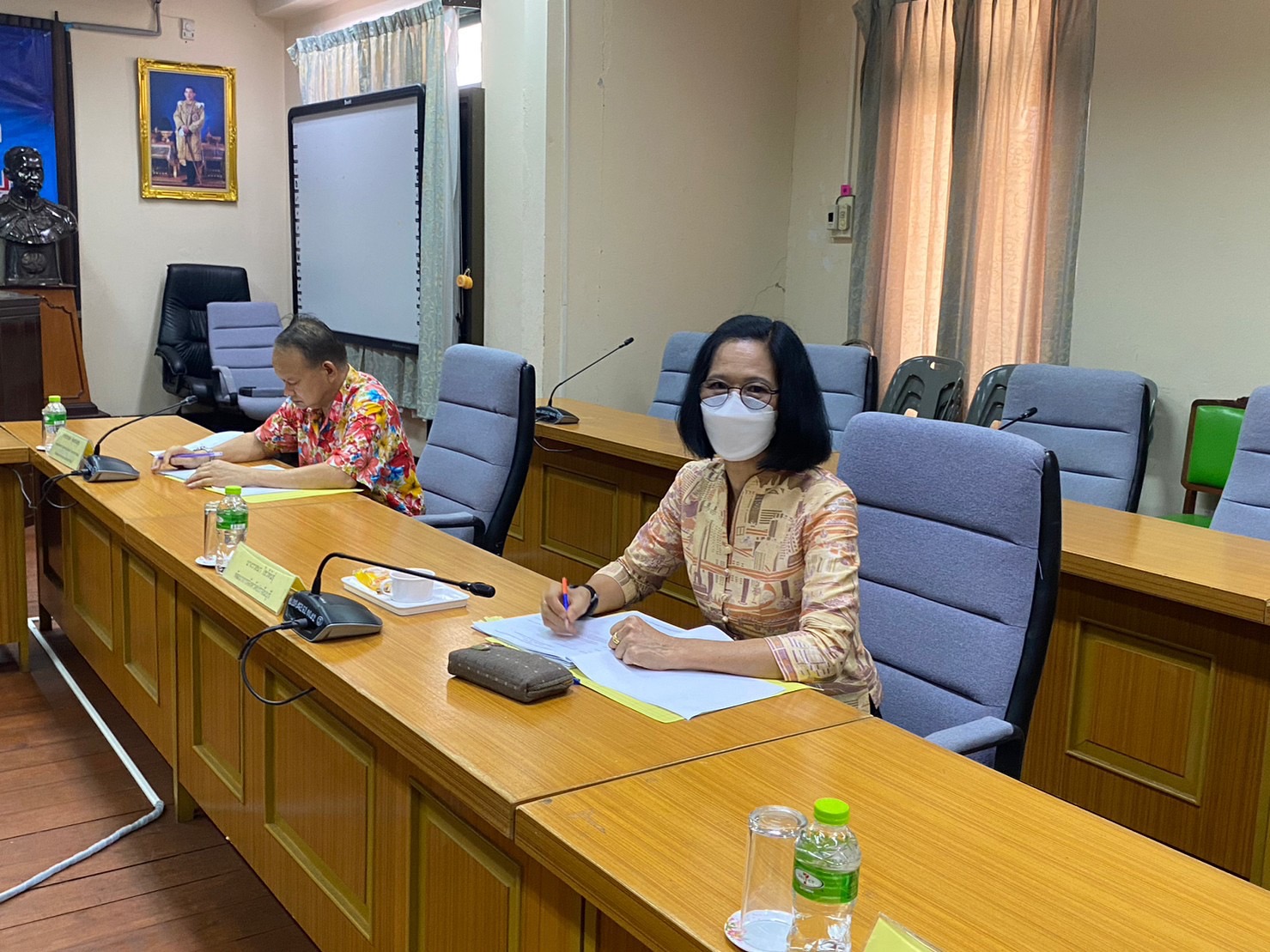 ??”พช.ปราจีนบุรี ร่วมประชุมคณะอนุกรรมการด้านการบริหารงานบุคคลสำหรับข้าราชการหรือพนักงานครูและบุคลากรทางการศึกษา”