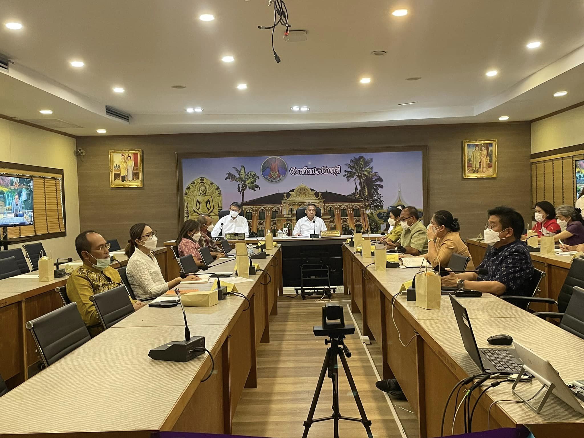 ✨✨”พช.ปราจีนบุรี ร่วมประชุมขับเคลื่อนและติดตามนโยบายของรัฐบาลและภารกิจสำคัญของกระทรวงมหาดไทย ประจำปีงบประมาณ พ.ศ. 2566 (เดือน เมษายน 2566) ผ่านระบบ Video Conference System(VCS)″